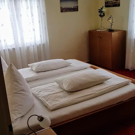 아파트 Michael U Christine *