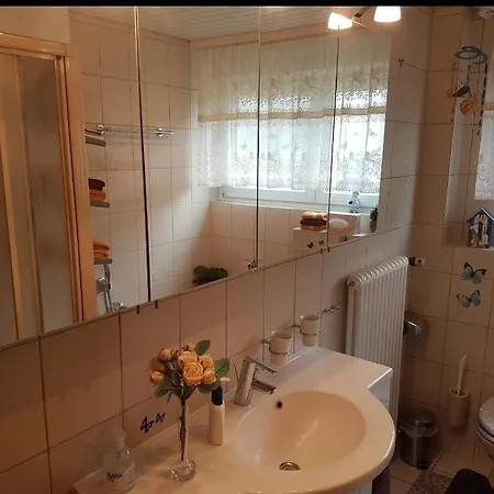 아파트 Michael U Christine