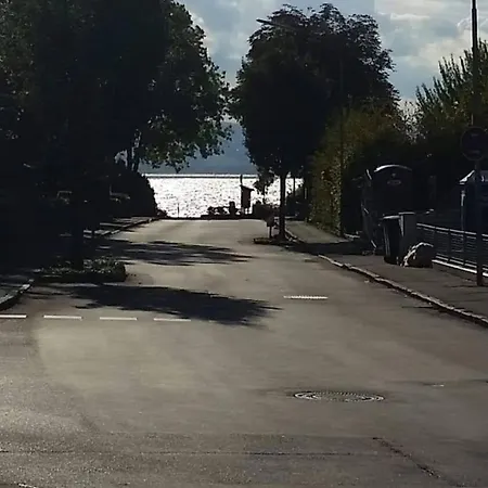 아파트 Michael U Christine