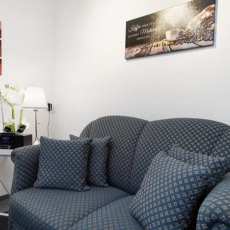 아파트 Michael U Christine